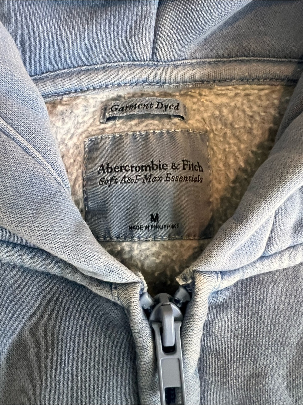 Abercrombie & Fitch Cropped Hoodie in Light Blue - Picture 2 of 5